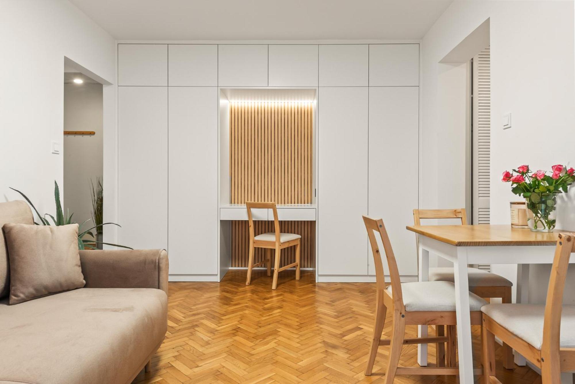 Rentplanet - Apartamenty Przy Palacu Kultury I Nauki Varsavia Esterno foto